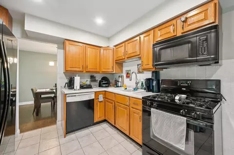 537 W Stearns Rd, Bartlett, IL 60103 photo 13