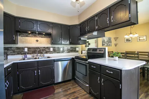 400 W Adams St, Danforth, IL 60930 photo 8