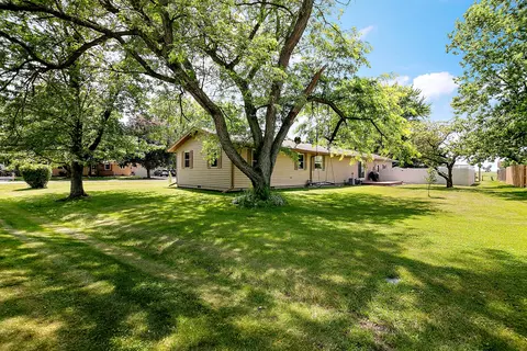 400 W Adams St, Danforth, IL 60930 photo 24