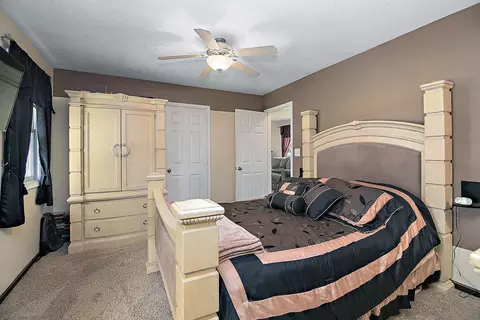 400 W Adams St, Danforth, IL 60930 photo 12