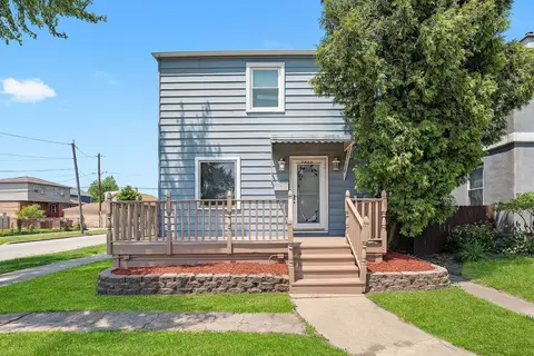7052 41st St, Berwyn, IL 60402