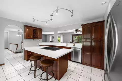 Kitchen - 641 E Belmont Ave, Addison, IL 60101 photo 2 of 3