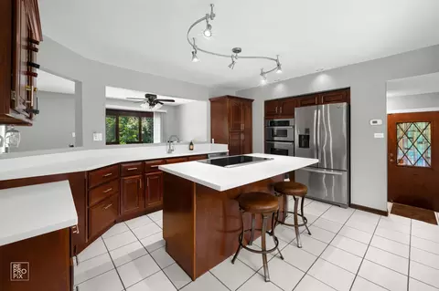 Kitchen - 641 E Belmont Ave, Addison, IL 60101 photo 3 of 3
