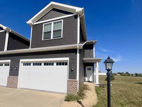 754 Sedgegrass Dr, Champaign, IL 61822