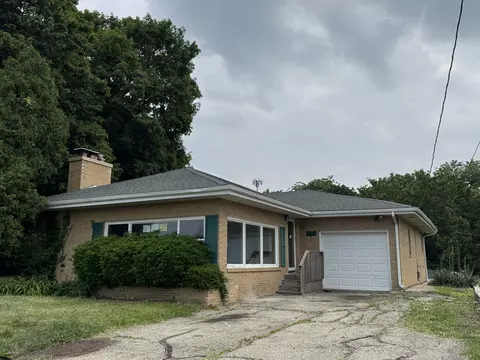 2024 Montague Rd, Rockford, IL 61102