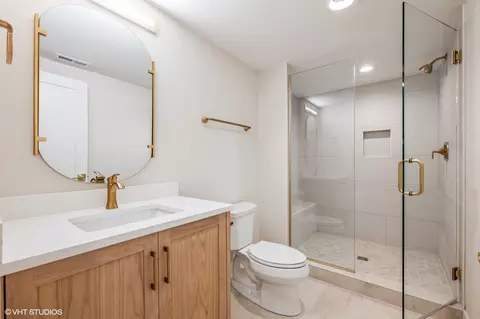 Bath - Undisclosed, Willowbrook, IL 60527 photo 5 of 5