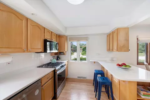 Kitchen - 602 E Park Ave, Elmhurst, IL 60126 photo 2 of 3