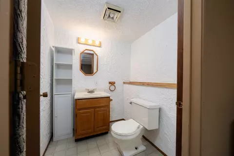 Bath - 212 Rebecca Ln, Normal, IL 61761 photo 2 of 2
