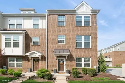10607 Paige Cir, Orland Park, IL 60462