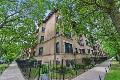 Exterior - 1235 E 53rd St #3, Chicago, IL 60615 photo 2 of 3