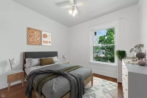 Bedroom - 1235 E 53rd St #3, Chicago, IL 60615 photo 4 of 9