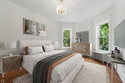 Bedroom - 1235 E 53rd St #3, Chicago, IL 60615 photo 1 of 9