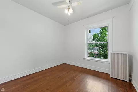 Bedroom - 1235 E 53rd St #3, Chicago, IL 60615 photo 5 of 9