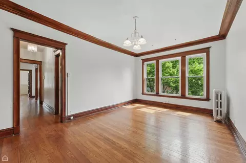 Living - 1235 E 53rd St #3, Chicago, IL 60615 photo 7 of 9