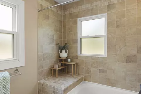 Bath - 1341 S Sumner St, Wheaton, IL 60189 photo 3 of 3