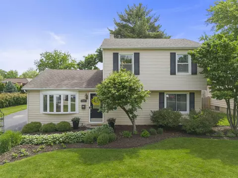 1341 S Sumner St, Wheaton, IL 60189