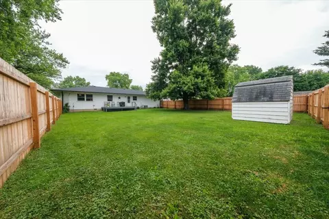 Exterior - 305 E Marshall St, Tolono, IL 61880 photo 5 of 6