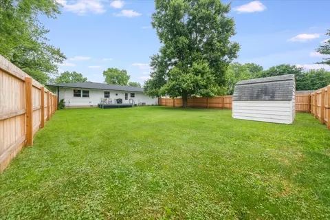 Exterior - 305 E Marshall St, Tolono, IL 61880 photo 4 of 6