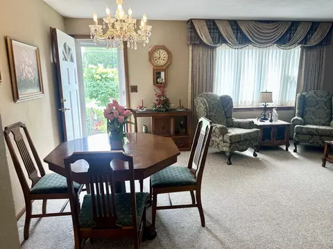 411 1st Ave, Ottawa, IL 61350 photo 5