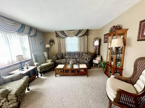 411 1st Ave, Ottawa, IL 61350 photo 4