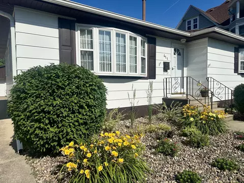 411 1st Ave, Ottawa, IL 61350 photo 2
