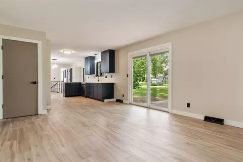 Living - 7329 Cornflower Rd, Cherry Valley, IL 61016 photo 9 of 9