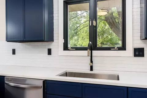 Kitchen - 7329 Cornflower Rd, Cherry Valley, IL 61016 photo 5 of 7