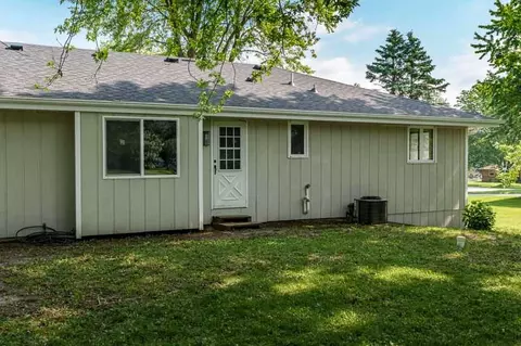 Exterior - 7329 Cornflower Rd, Cherry Valley, IL 61016 photo 9 of 10