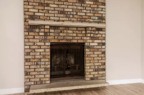 Living - 7329 Cornflower Rd, Cherry Valley, IL 61016 photo 8 of 9