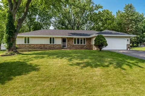 Exterior - 7329 Cornflower Rd, Cherry Valley, IL 61016 photo 2 of 10