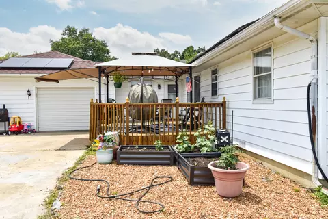 Exterior - 109 E Seminole St, Dwight, IL 60420 photo 3 of 12