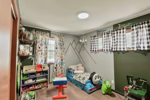 Bedroom - 109 E Seminole St, Dwight, IL 60420 photo 4 of 5