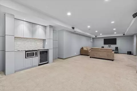 Living - 414 Morgan Ln, Fox River Grove, IL 60021 photo 3 of 3