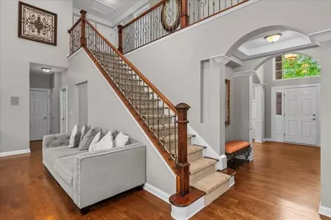 Entry Way - 414 Morgan Ln, Fox River Grove, IL 60021 photo 1 of 3