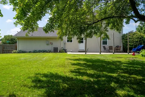 Exterior - 1404 Godfrey Dr, Normal, IL 61761 photo 11 of 11