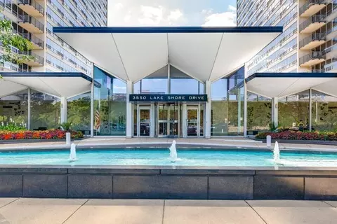 3550 N Lake Shore Dr #1901, Chicago, IL 60657