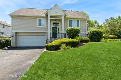 601 Cary Woods Cir #601, Cary, IL 60013