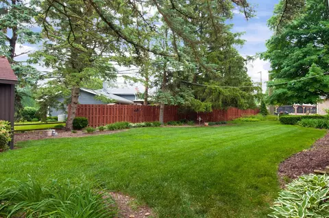 440 E Walnut St, Roselle, IL 60172 photo 26