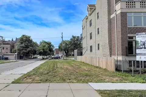 1453 E 65th Pl, Chicago, IL 60637