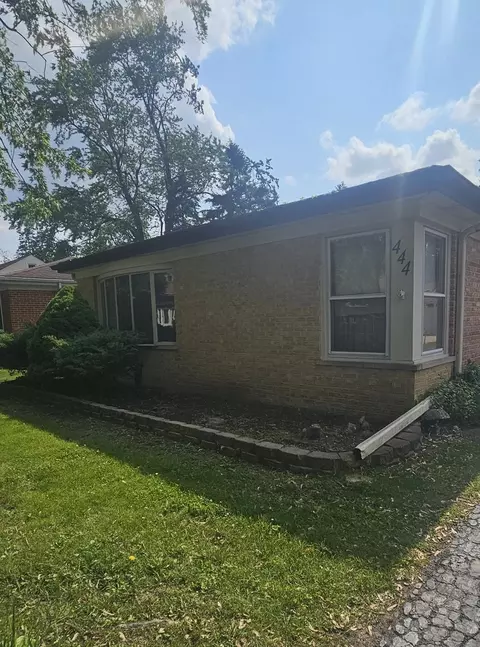 444 S Walnut St, Itasca, IL 60143