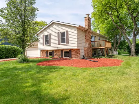 2134 S Hull Dr, Wheaton, IL 60189 photo 19