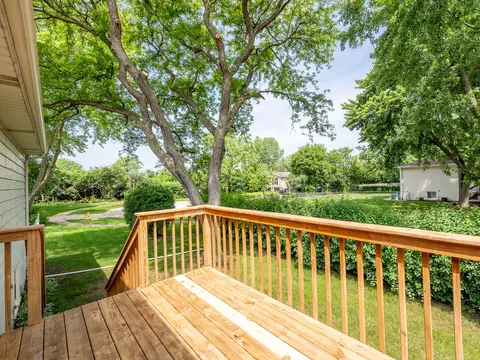 2134 S Hull Dr, Wheaton, IL 60189 photo 16