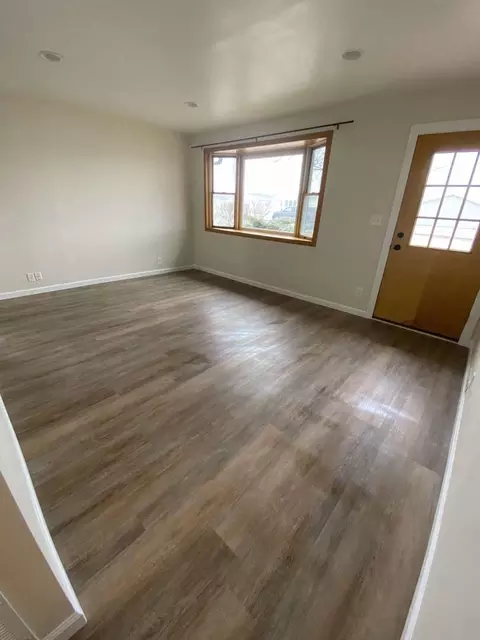 Living - 1011 E Taylor St, Dekalb, IL 60115 photo 1 of 2