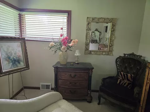 Bedroom - 842 Highview Ave, Olympia Fields, IL 60461 photo 1 of 5