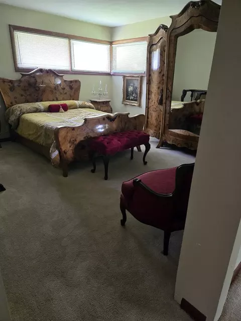 Bedroom - 842 Highview Ave, Olympia Fields, IL 60461 photo 2 of 5