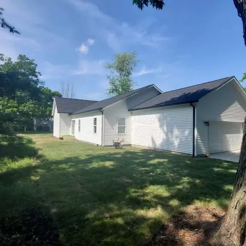 Exterior - 409 E Buckner St, Tuscola, IL 61953 photo 5 of 6