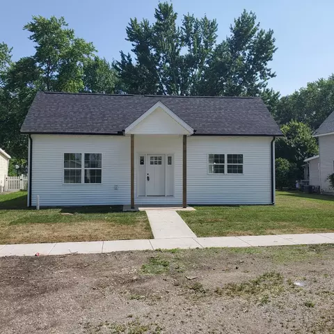 Other - 409 E Buckner St, Tuscola, IL 61953 photo 1 of 8