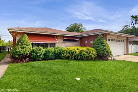 80 E Fremont Ave, Des Plaines, IL 60016