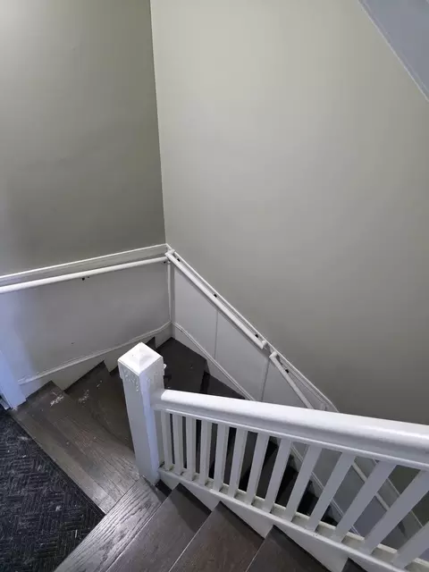 Entry Way - 1106 N Hamlin Ave, Chicago, IL 60651 photo 4 of 6