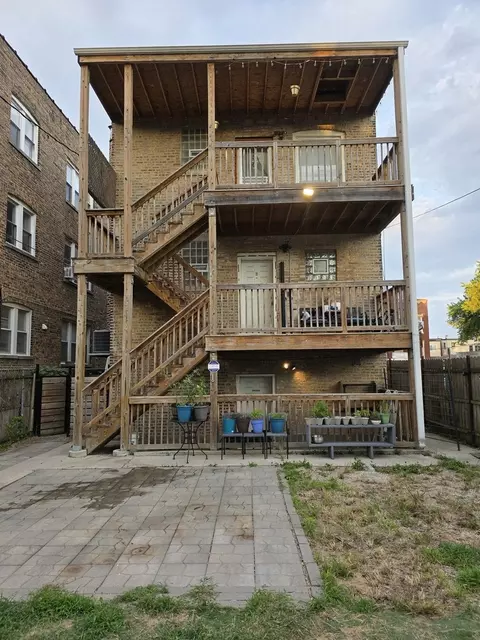 Exterior - 1106 N Hamlin Ave, Chicago, IL 60651 photo 9 of 10